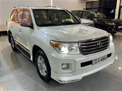 تويوتا لاندكروزر